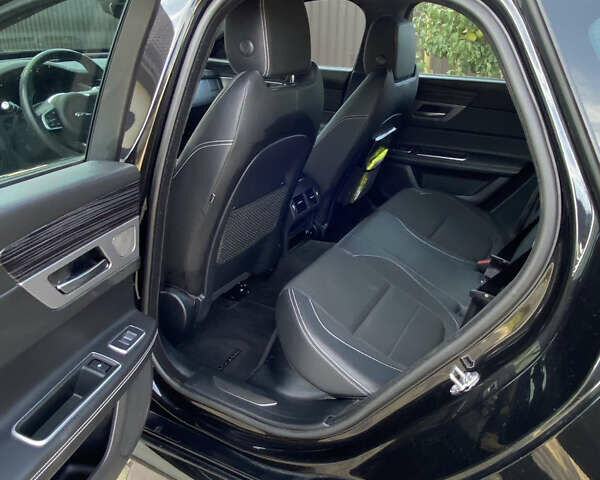 Чорний Ягуар ХФ, об'ємом двигуна 2 л та пробігом 91 тис. км за 26999 $, фото 46 на Automoto.ua