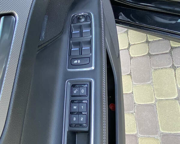 Чорний Ягуар ХФ, об'ємом двигуна 2 л та пробігом 91 тис. км за 26999 $, фото 43 на Automoto.ua