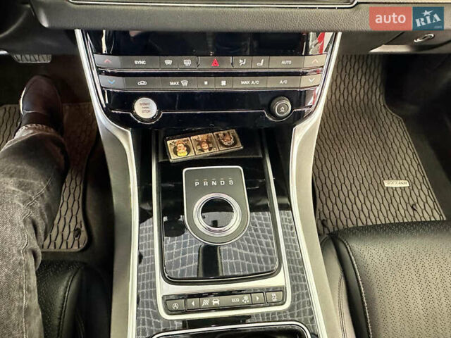 Ягуар ХФ 2016 в Одессе на Automoto.ua Коричневый Ягуар ХФ, объемом двигателя 2 л и пробегом 53 тыс. км за 17000 $, фото 24 на Automoto.ua