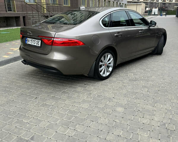 Коричневий Ягуар ХФ, об'ємом двигуна 2 л та пробігом 65 тис. км за 17000 $, фото 4 на Automoto.ua