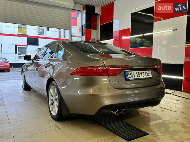Ягуар ХФ 2016 в Одессе на Automoto.ua Коричневый Ягуар ХФ, объемом двигателя 2 л и пробегом 53 тыс. км за 17000 $, фото 3 на Automoto.ua