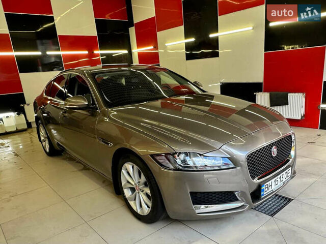 Ягуар ХФ 2016 в Одессе на Automoto.ua Коричневый Ягуар ХФ, объемом двигателя 2 л и пробегом 53 тыс. км за 17000 $, фото 2 на Automoto.ua