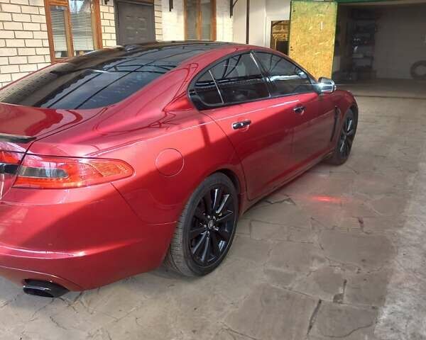 Красный Ягуар ХФ, объемом двигателя 4.2 л и пробегом 180 тыс. км за 12000 $, фото 25 на Automoto.ua