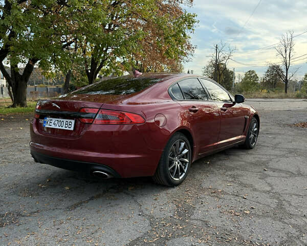 Красный Ягуар ХФ, объемом двигателя 2 л и пробегом 134 тыс. км за 12500 $, фото 3 на Automoto.ua