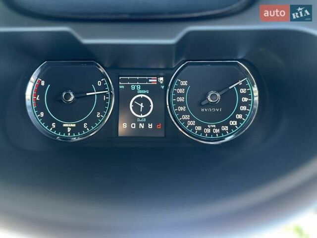 Ягуар ХФ 2012 у Одесі на Automoto.ua Червоний Ягуар ХФ, об'ємом двигуна 2.97 л та пробігом 54 тис. км за 11800 $, фото 16 на Automoto.ua