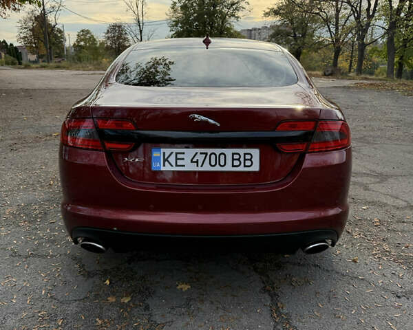 Красный Ягуар ХФ, объемом двигателя 2 л и пробегом 134 тыс. км за 12500 $, фото 4 на Automoto.ua