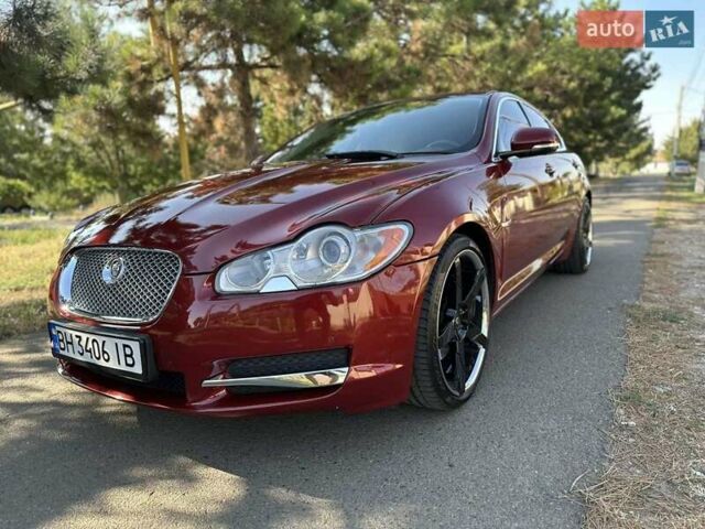 Ягуар ХФ 2012 у Одесі на Automoto.ua Червоний Ягуар ХФ, об'ємом двигуна 2.97 л та пробігом 54 тис. км за 11800 $, фото 4 на Automoto.ua