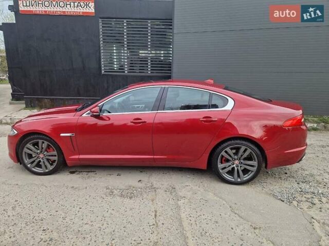 Червоний Ягуар ХФ, об'ємом двигуна 3 л та пробігом 157 тис. км за 18500 $, фото 3 на Automoto.ua