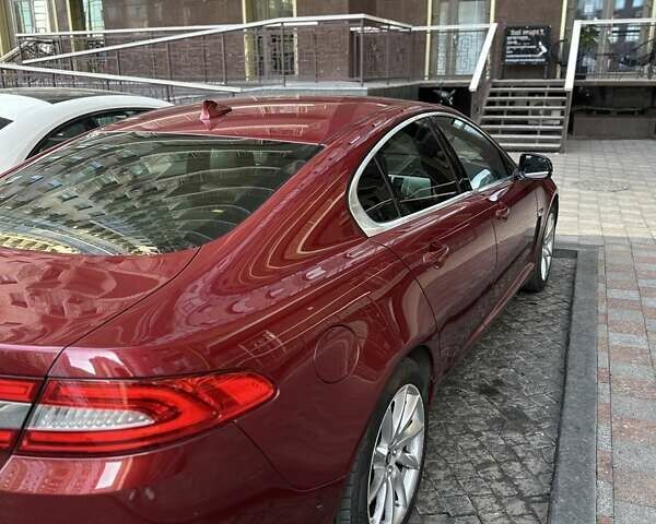 Красный Ягуар ХФ, объемом двигателя 2 л и пробегом 137 тыс. км за 14000 $, фото 4 на Automoto.ua