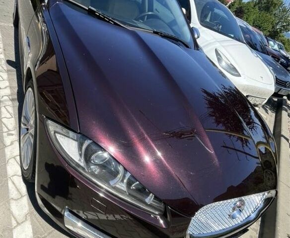 Червоний Ягуар ХФ, об'ємом двигуна 0 л та пробігом 222 тис. км за 14700 $, фото 9 на Automoto.ua