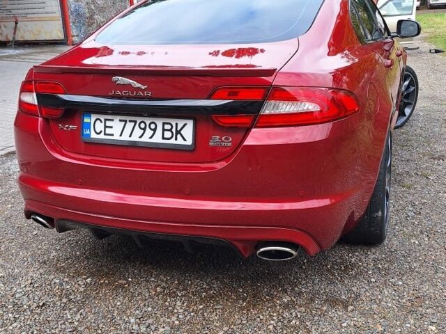 Красный Ягуар ХФ, объемом двигателя 3 л и пробегом 150 тыс. км за 15196 $, фото 12 на Automoto.ua