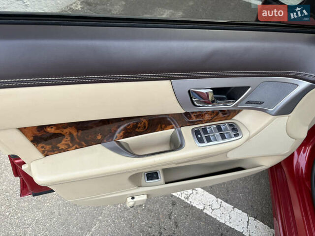 Красный Ягуар ХФ, объемом двигателя 2.97 л и пробегом 112 тыс. км за 15500 $, фото 19 на Automoto.ua