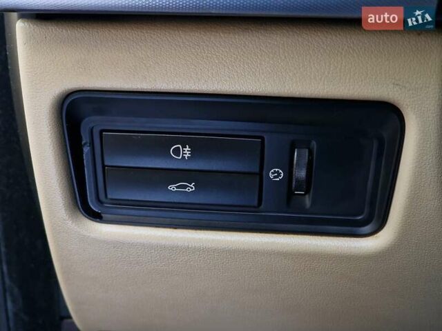 Красный Ягуар ХФ, объемом двигателя 2.99 л и пробегом 140 тыс. км за 15490 $, фото 63 на Automoto.ua