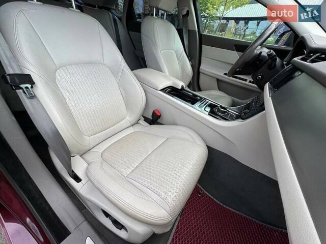 Красный Ягуар ХФ, объемом двигателя 3 л и пробегом 129 тыс. км за 15490 $, фото 10 на Automoto.ua