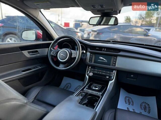 Червоний Ягуар ХФ, об'ємом двигуна 2 л та пробігом 214 тис. км за 10800 $, фото 14 на Automoto.ua