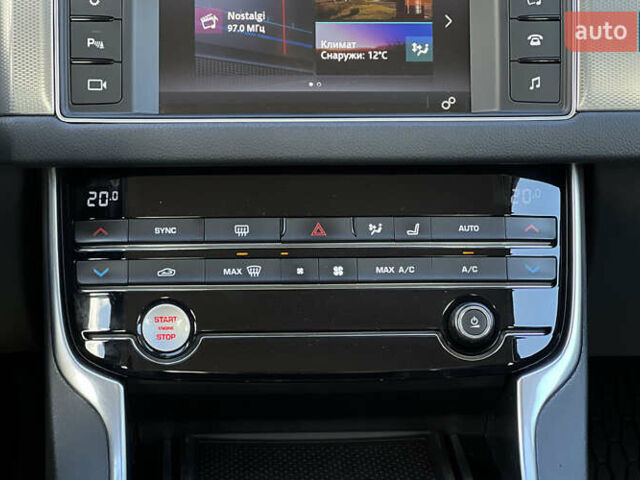 Ягуар ХФ 2017 у Львові на Automoto.ua Червоний Ягуар ХФ, об'ємом двигуна 0 л та пробігом 225 тис. км за 18999 $, фото 12 на Automoto.ua