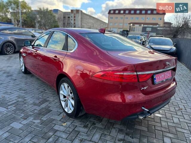 Червоний Ягуар ХФ, об'ємом двигуна 2 л та пробігом 214 тис. км за 10800 $, фото 1 на Automoto.ua