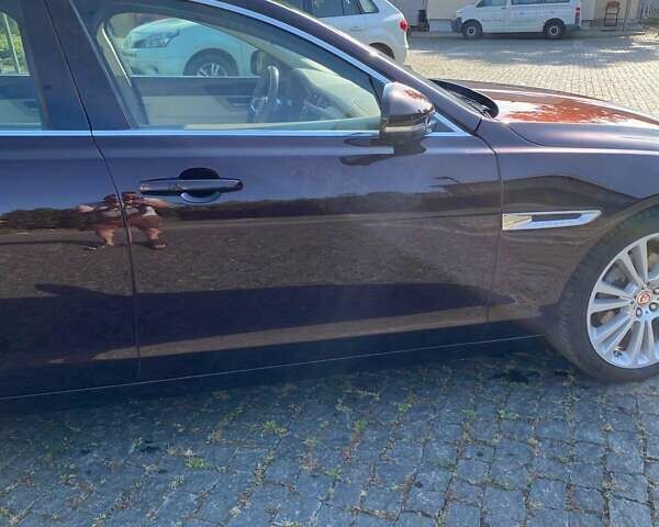 Ягуар ХФ 2018 в Киеве на Automoto.ua Красный Ягуар ХФ, объемом двигателя 2 л и пробегом 97 тыс. км за 25800 $, фото 18 на Automoto.ua