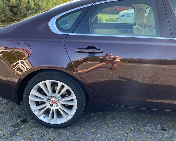 Ягуар ХФ 2018 в Киеве на Automoto.ua Красный Ягуар ХФ, объемом двигателя 2 л и пробегом 97 тыс. км за 25800 $, фото 17 на Automoto.ua