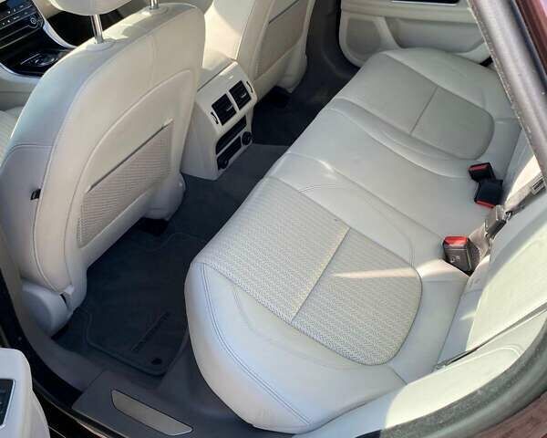 Ягуар ХФ 2018 в Киеве на Automoto.ua Красный Ягуар ХФ, объемом двигателя 2 л и пробегом 97 тыс. км за 25800 $, фото 22 на Automoto.ua