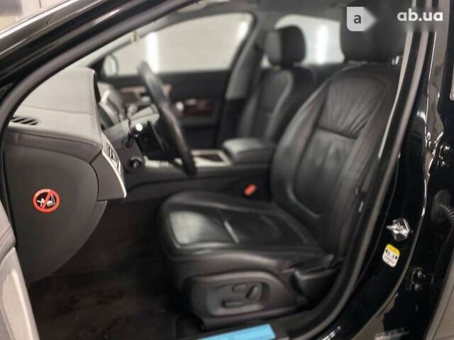 Ягуар ХФ, объемом двигателя 3 л и пробегом 12 тыс. км за 21000 $, фото 18 на Automoto.ua