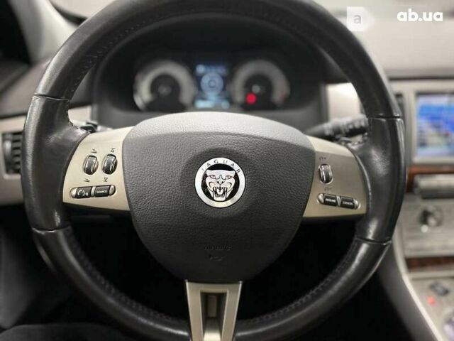 Ягуар ХФ, объемом двигателя 3 л и пробегом 12 тыс. км за 21000 $, фото 19 на Automoto.ua