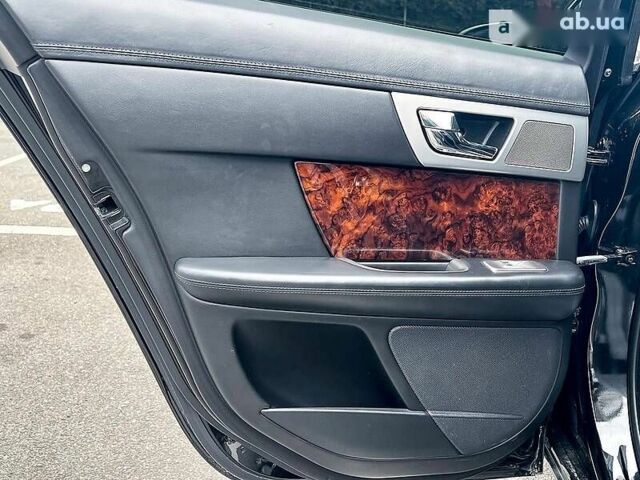 Ягуар ХФ, об'ємом двигуна 3 л та пробігом 298 тис. км за 13190 $, фото 27 на Automoto.ua