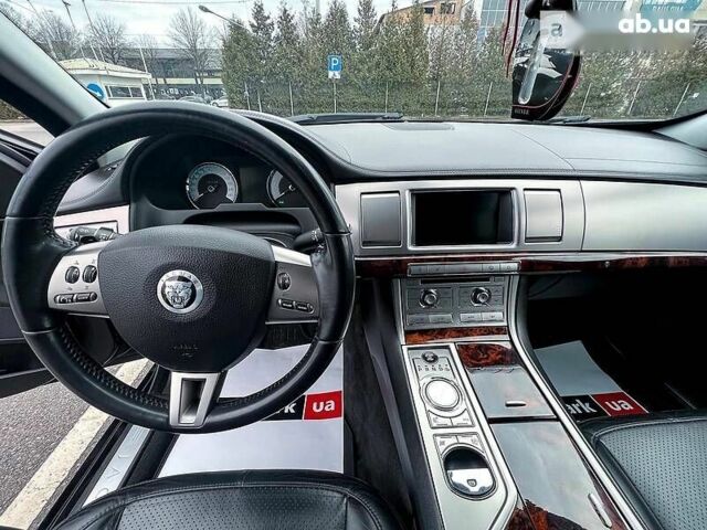 Ягуар ХФ, об'ємом двигуна 3 л та пробігом 298 тис. км за 13190 $, фото 17 на Automoto.ua