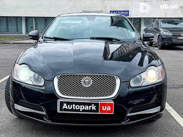 Ягуар ХФ, об'ємом двигуна 3 л та пробігом 298 тис. км за 13190 $, фото 1 на Automoto.ua