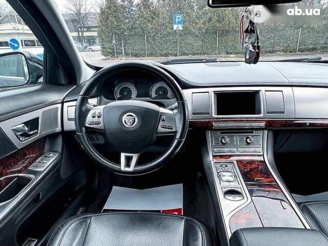 Ягуар ХФ, об'ємом двигуна 3 л та пробігом 298 тис. км за 13190 $, фото 16 на Automoto.ua