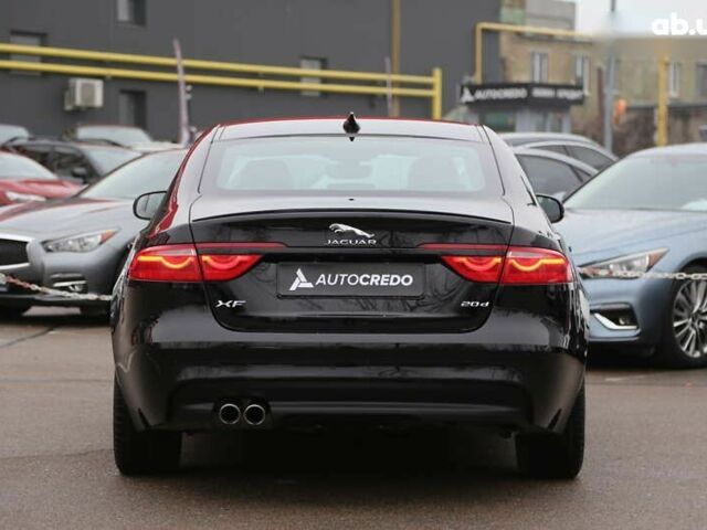 Ягуар ХФ, объемом двигателя 2 л и пробегом 116 тыс. км за 25900 $, фото 5 на Automoto.ua