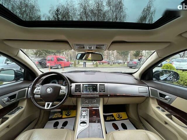 Ягуар ХФ, объемом двигателя 3 л и пробегом 153 тыс. км за 13799 $, фото 13 на Automoto.ua