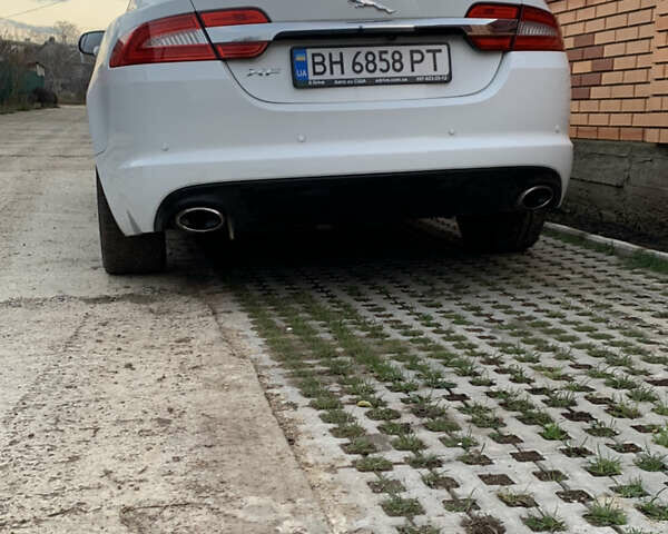 Ягуар ХФ, объемом двигателя 2 л и пробегом 120 тыс. км за 12700 $, фото 5 на Automoto.ua