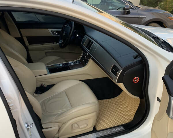 Ягуар ХФ, объемом двигателя 2 л и пробегом 120 тыс. км за 12700 $, фото 17 на Automoto.ua