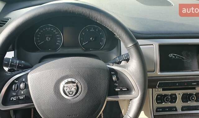 Ягуар ХФ, объемом двигателя 2 л и пробегом 193 тыс. км за 13500 $, фото 14 на Automoto.ua
