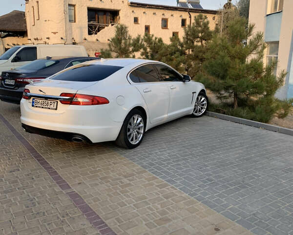 Ягуар ХФ, объемом двигателя 2 л и пробегом 120 тыс. км за 12700 $, фото 6 на Automoto.ua