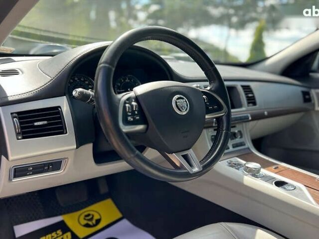 Ягуар ХФ, объемом двигателя 2 л и пробегом 220 тыс. км за 12300 $, фото 20 на Automoto.ua