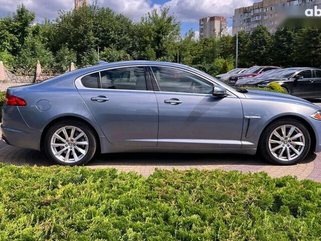 Ягуар ХФ, объемом двигателя 2 л и пробегом 220 тыс. км за 12300 $, фото 7 на Automoto.ua