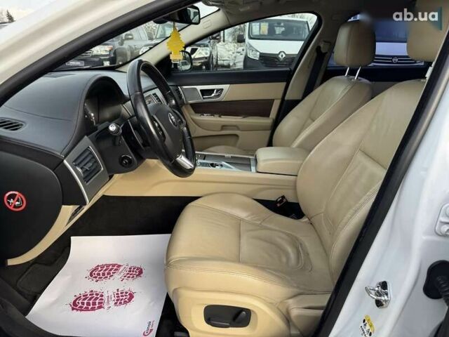 Ягуар ХФ, объемом двигателя 2.2 л и пробегом 146 тыс. км за 15300 $, фото 13 на Automoto.ua