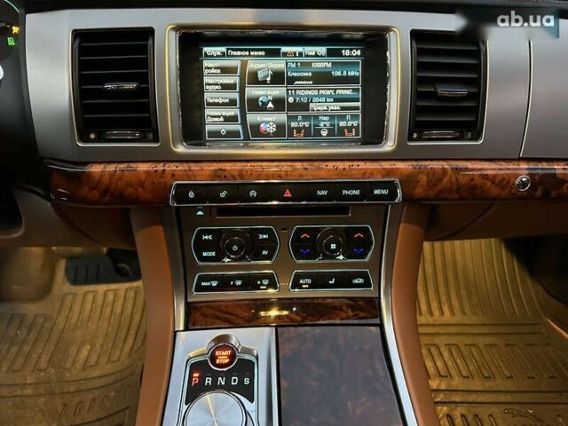 Ягуар ХФ, об'ємом двигуна 3 л та пробігом 144 тис. км за 12500 $, фото 11 на Automoto.ua