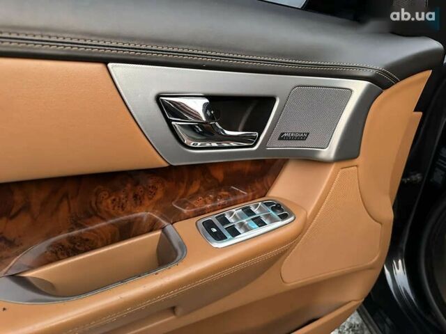 Ягуар ХФ, об'ємом двигуна 3 л та пробігом 144 тис. км за 12500 $, фото 6 на Automoto.ua