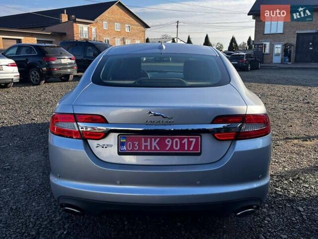 Ягуар ХФ, объемом двигателя 2 л и пробегом 110 тыс. км за 8900 $, фото 6 на Automoto.ua
