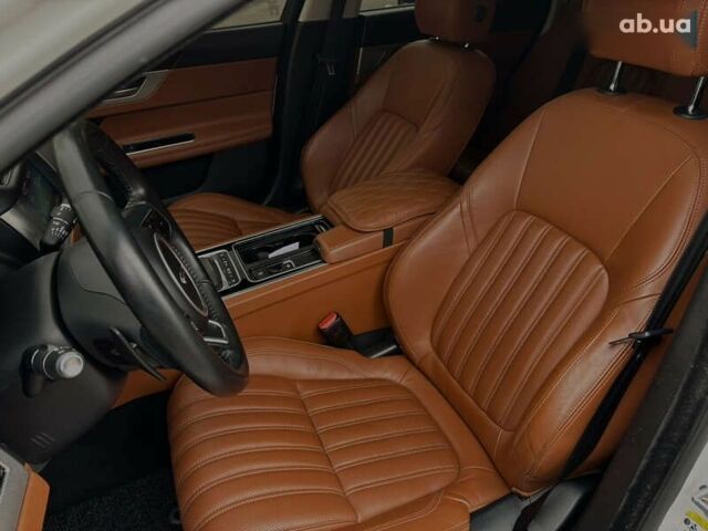 Ягуар ХФ, об'ємом двигуна 3 л та пробігом 99 тис. км за 29400 $, фото 21 на Automoto.ua