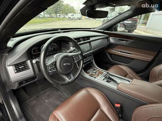 Ягуар ХФ, объемом двигателя 2 л и пробегом 124 тыс. км за 21000 $, фото 15 на Automoto.ua