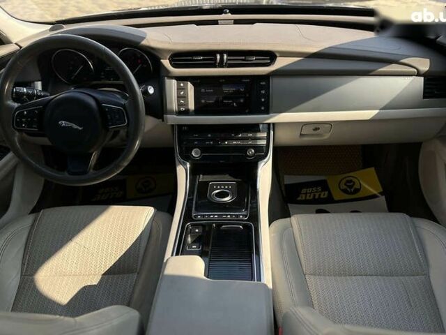 Ягуар ХФ, объемом двигателя 3 л и пробегом 92 тыс. км за 15900 $, фото 14 на Automoto.ua