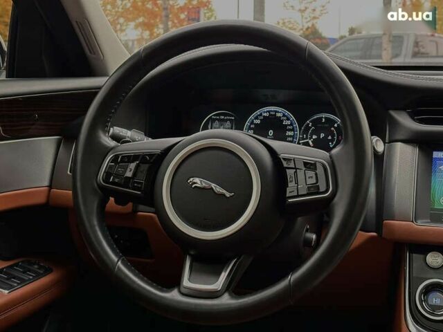 Ягуар ХФ, об'ємом двигуна 3 л та пробігом 99 тис. км за 28700 $, фото 23 на Automoto.ua