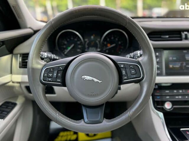 Ягуар ХФ, объемом двигателя 3 л и пробегом 70 тыс. км за 17600 $, фото 15 на Automoto.ua
