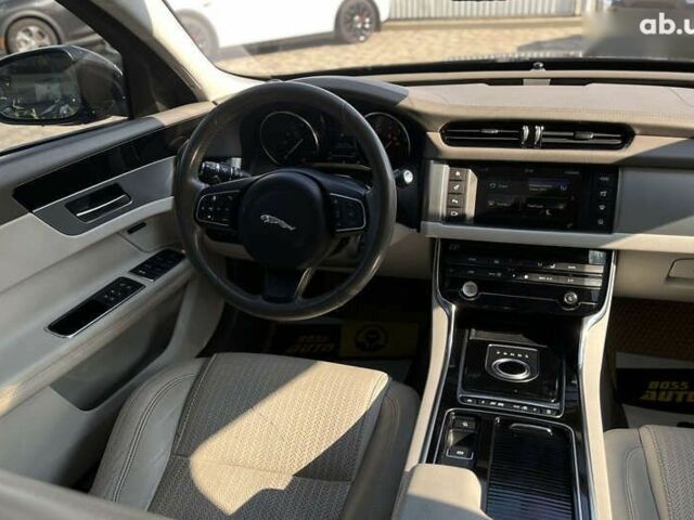 Ягуар ХФ, объемом двигателя 3 л и пробегом 92 тыс. км за 15900 $, фото 15 на Automoto.ua