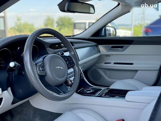 Ягуар ХФ, объемом двигателя 3 л и пробегом 118 тыс. км за 22499 $, фото 12 на Automoto.ua