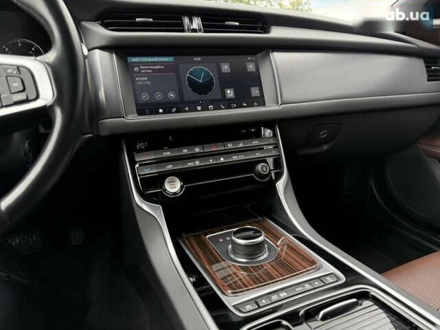 Ягуар ХФ, объемом двигателя 2 л и пробегом 124 тыс. км за 21000 $, фото 17 на Automoto.ua